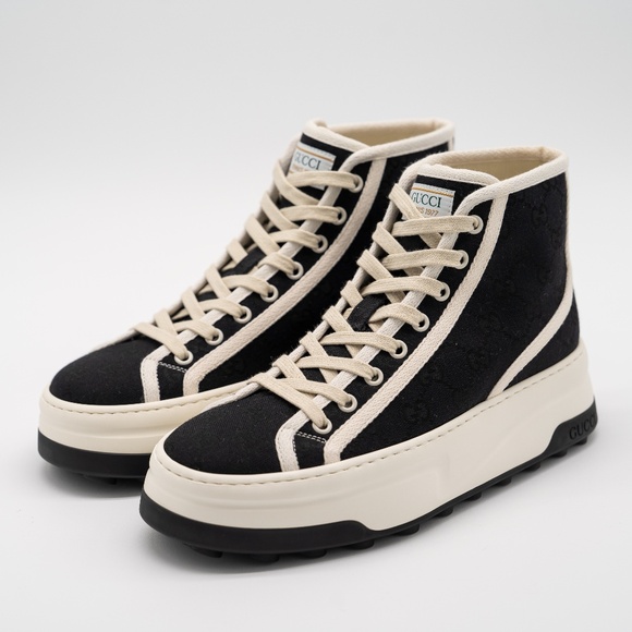 38G 8 US Gucci High Tennis 1977 Black High Top White Canvas Sneakers - Picture 1 of 11